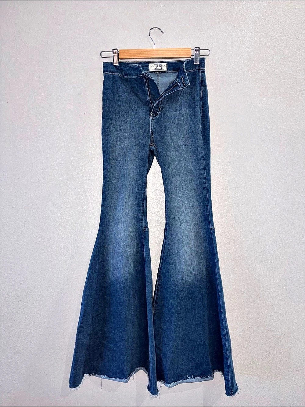 Free People We The Free bellbottoms Jeans Blue